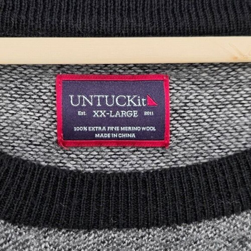 Untuckit Mens XXL Gray Black Spitler Merino Wool Two Tone Sweater - Picture 3 of 11